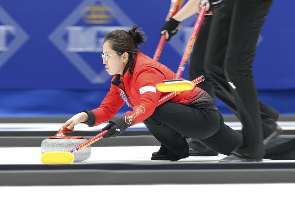 守不住！巴萨过去16场比赛有15场比赛球门失守，仅1场零封